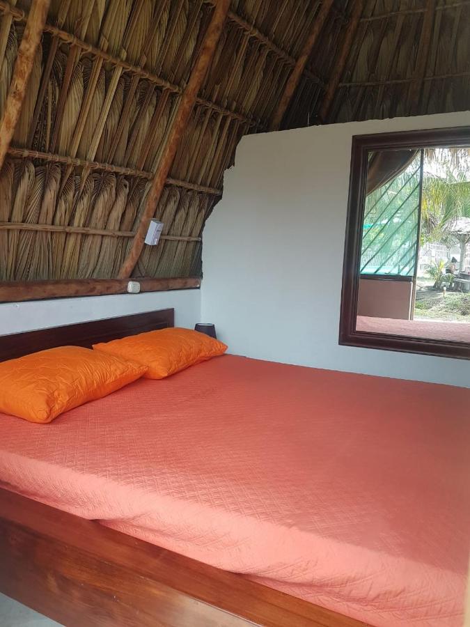Bed and Breakfast Mi Casa En La Playa Escuintla Exteriér fotografie
